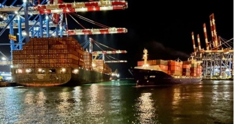 במהלך התקופה שבין ה-27 לאפריל עד ל-1 במאי, ממוצע האניות שהמתינו להיכנס לנמל במתחם אשדוד היה 9 אניות לעומת 10.6 אניות בשבוע הקודם. זמן ההמתנה המרבי של אניות בנמל אשדוד עמד על 18.4 ימים